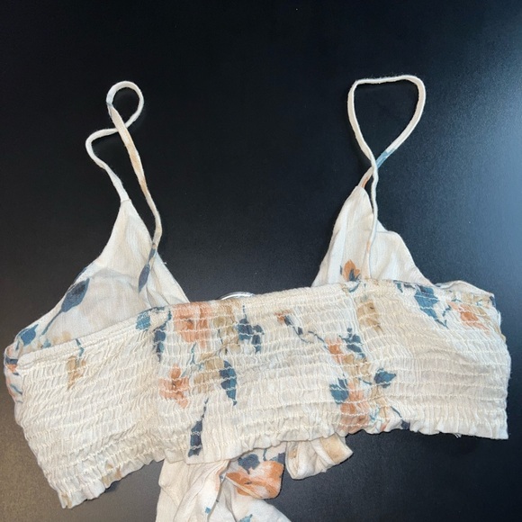 By together collab Floral Tie front Cropped bra style top size Large NWT - Picture 6 of 6